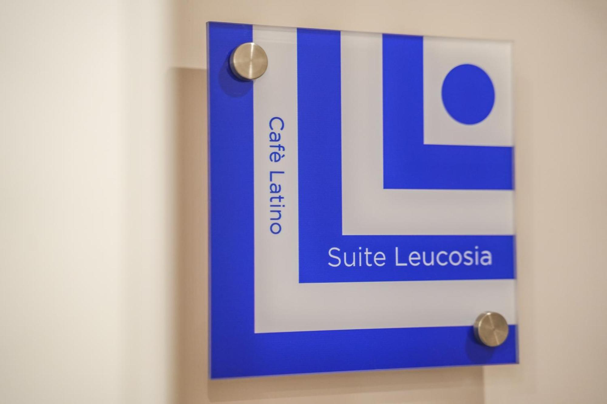 Cafe Latino Suites Σορέντο Εξωτερικό φωτογραφία