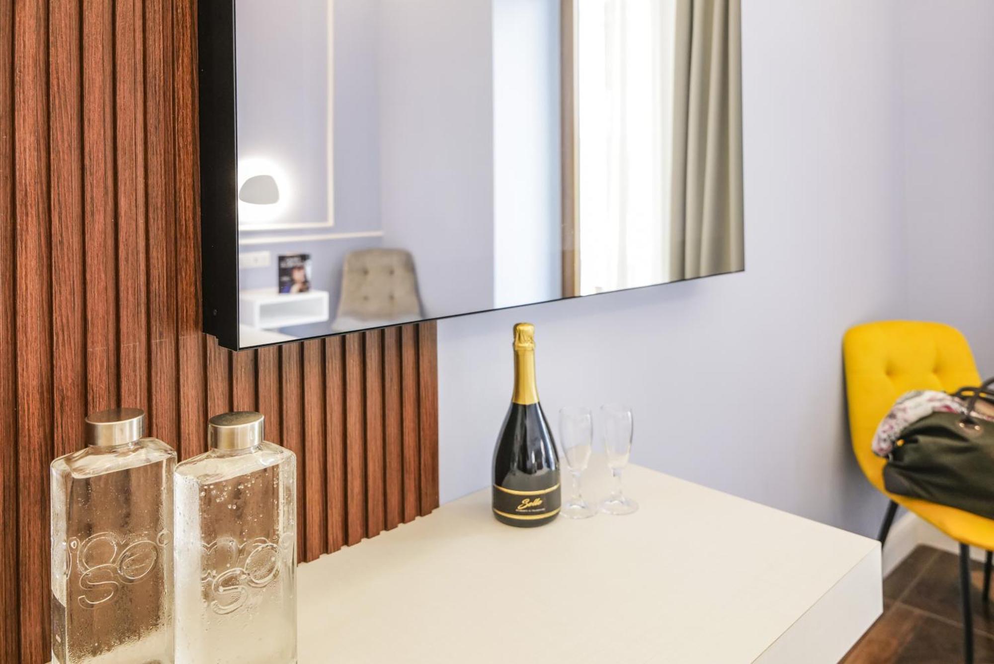 Cafe Latino Suites Σορέντο Εξωτερικό φωτογραφία