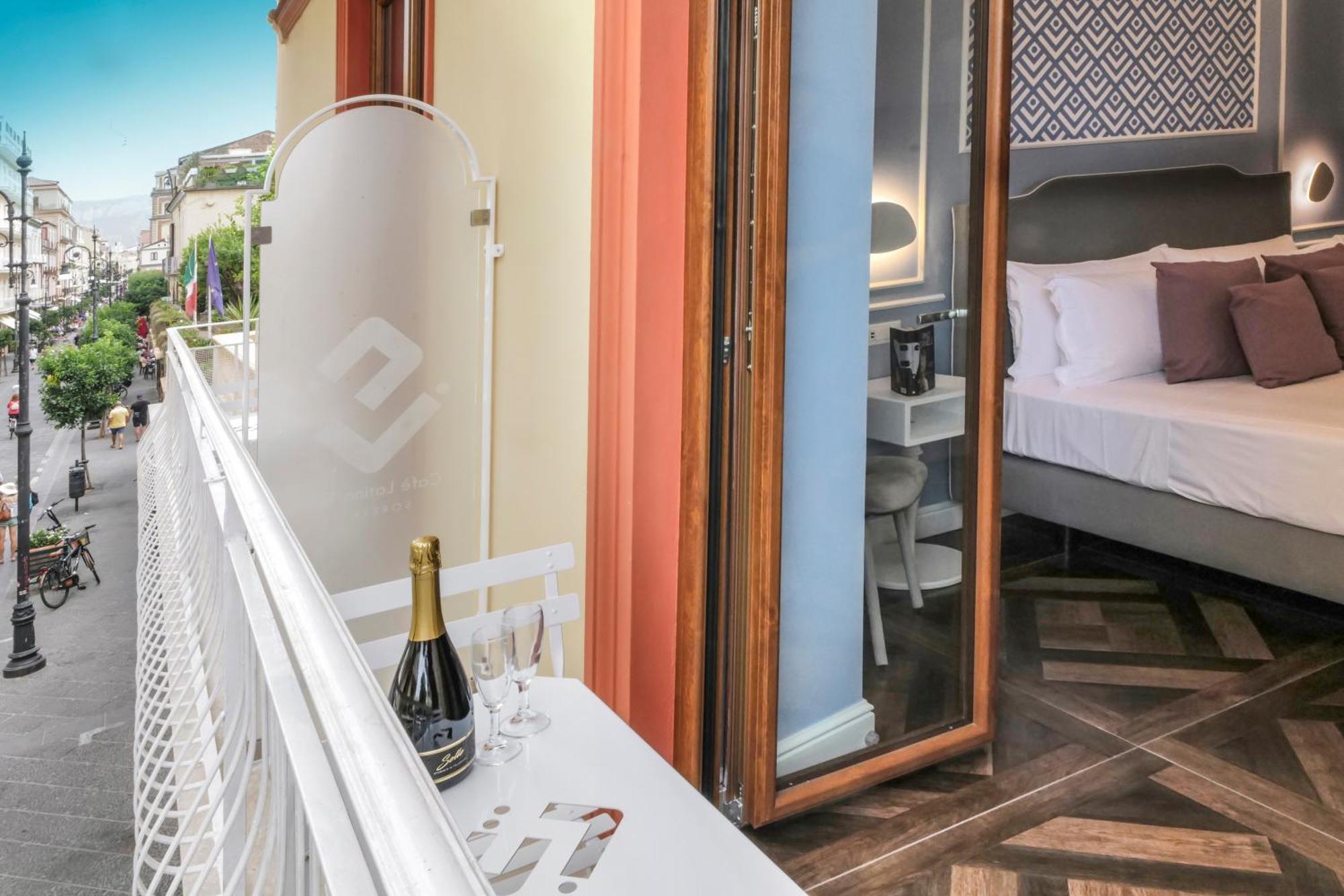 Cafe Latino Suites Σορέντο Εξωτερικό φωτογραφία