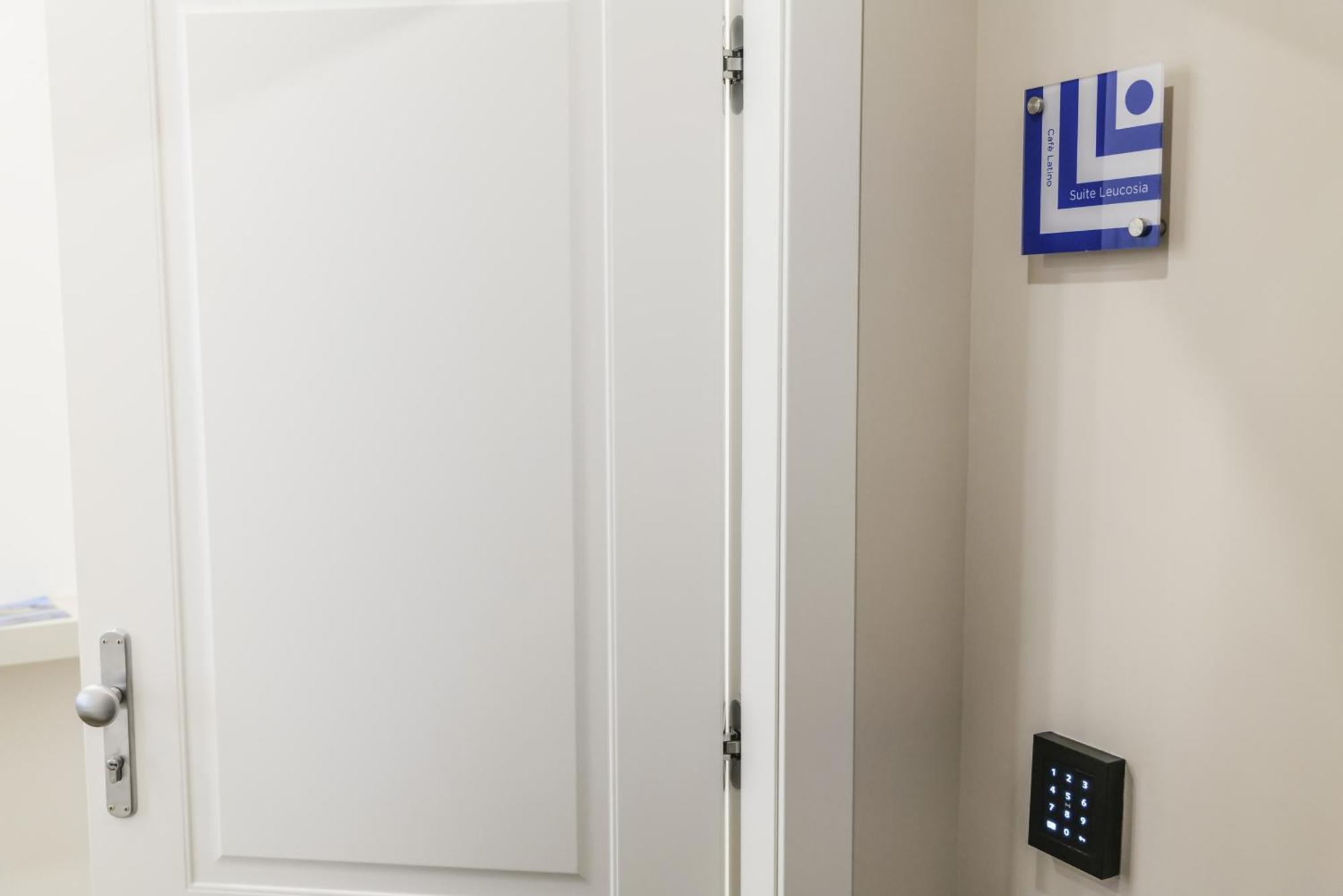 Cafe Latino Suites Σορέντο Εξωτερικό φωτογραφία